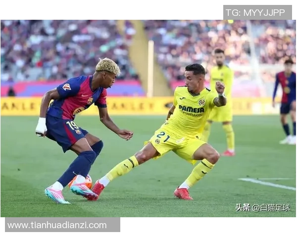 足球明星归队引发热议球迷期待新赛季精彩表现