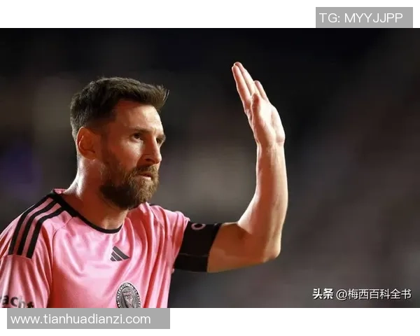 足球明星素质是否真的不行探讨他们在场外的表现与影响力